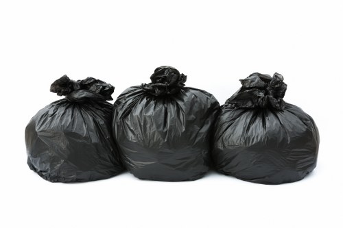 House clearance process with organized sorting of items